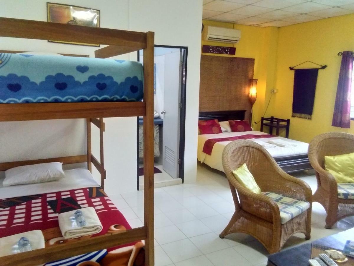 Captain Nemo Guesthouse Тау Экстерьер фото